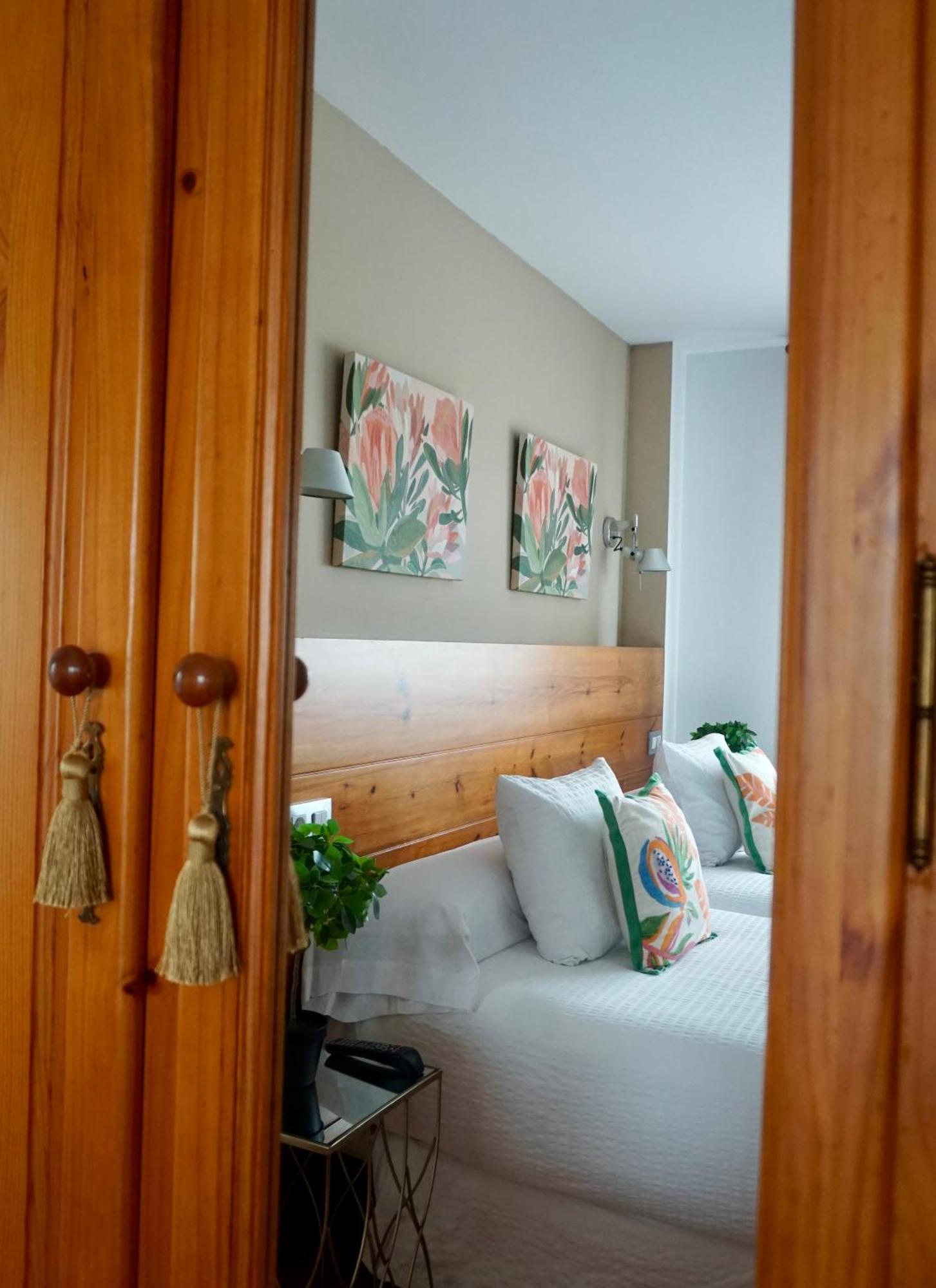 Hotel Gerra Mayor San Vicente De La Barquera Esterno foto